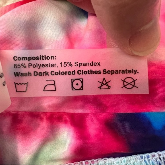 2/$30 NWT Triangle Bikini Top in Multicolor Tie Dye SZ 6 - Picture 10 of 11
